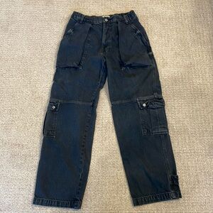Baggy dark grey cargo jeans